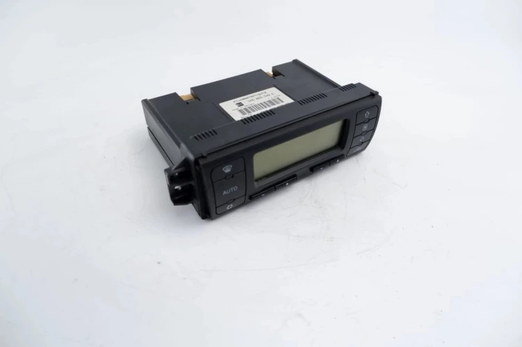 PANEL KLIMATYZACJI SEAT LEON I (1999-2005) 1.8 16V 1M0820043E
