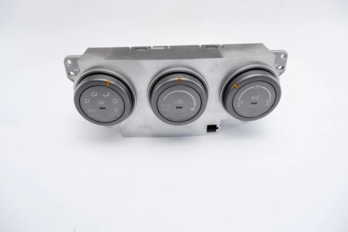 PANEL KLIMATYZACJI SUBARU IMPREZA II LIFT 2.0 72311 FE080