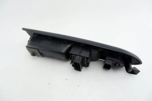 PANEL STEROWANIA SZYB RENAULT CLIO II LIFT (2003-2005) 1.5 DCI 8200084003