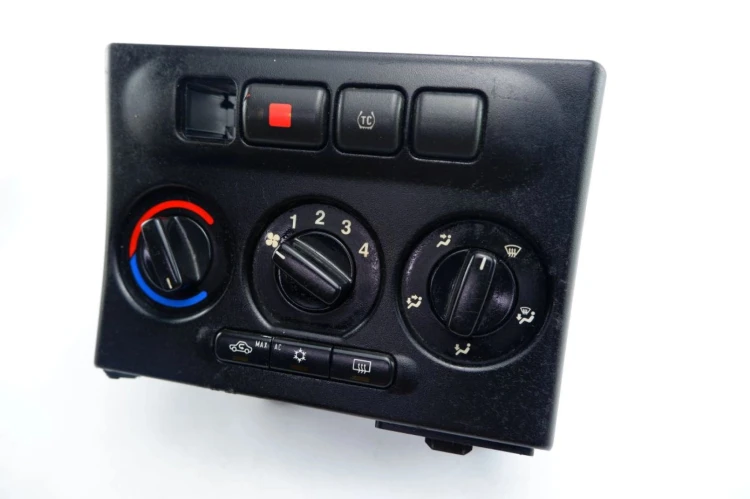 PANEL KLIMATYZACJI OPEL ZAFIRA A 2.0 DTI 90559839