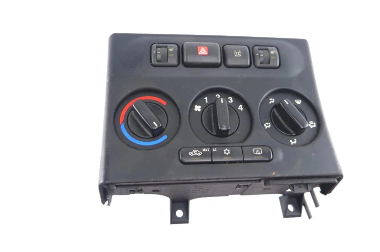 PANEL KLIMATYZACJI OPEL ZAFIRA A 2.0 DTI 90559839