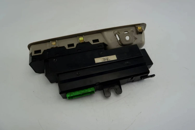 PANEL STEROWANIA SZYB VOLVO V70 I (1997-2000) 2.5 TD 9467626