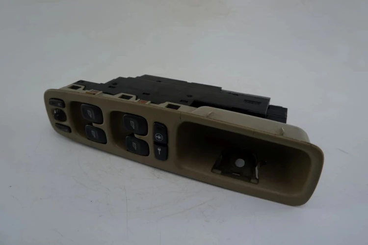 PANEL STEROWANIA SZYB VOLVO V70 I (1997-2000) 2.5 TD 9467626