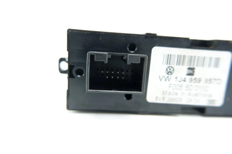 PANEL STEROWANIA SZYB VOLKSWAGEN PASSAT B5 1.9TDI 1J4959857D