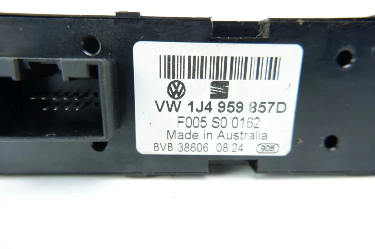 PANEL STEROWANIA SZYB VOLKSWAGEN PASSAT B5 1.9TDI 1J4959857D