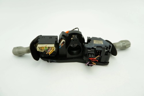 PRZEŁĄCZNIK ZESPOLONY RENAULT TWINGO I 1.2 16V 7701046629