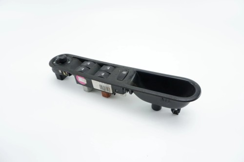 PANEL STEROWANIA SZYB RENAULT ESPACE IV (2003-2006) 1.9 DCI 8200328425