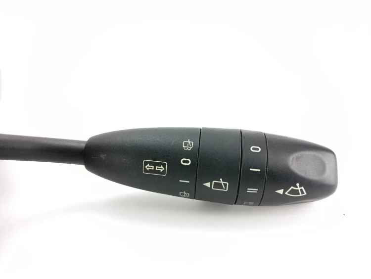 PRZEŁĄCZNIK WYCIERACZEK MERCEDES B W245 LIFT (2008-2011) 1.7 116KM