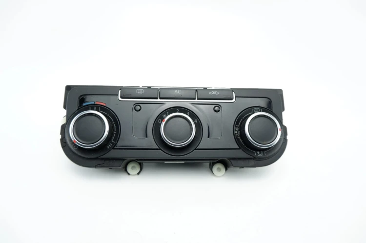 PANEL KLIMATYZACJI VOLKSWAGEN PASSAT B7 1.6 TDI 7N0907426K