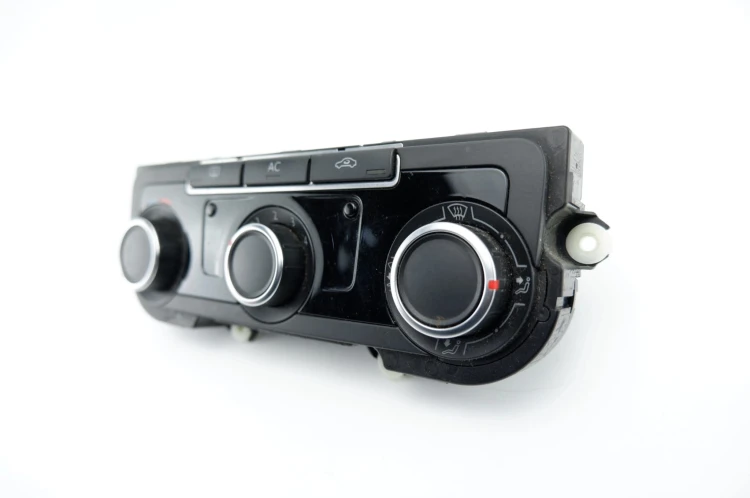 PANEL KLIMATYZACJI VOLKSWAGEN PASSAT B7 1.6 TDI 7N0907426K