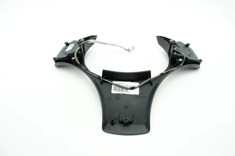 PRZYCISKI KIEROWNICY BMW X3 E83 LIFT (2006-2010) 2.0D N47 3449922
