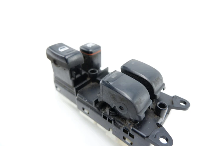 PANEL STEROWANIA SZYB TOYOTA COROLLA E12 2.0 D4D 84040-12020