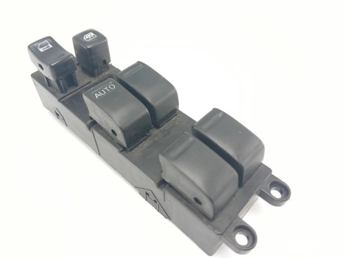 PANEL STEROWANIA SZYB NISSAN X-TRAIL T30 (2000-2007) 2.0 16V 140KM