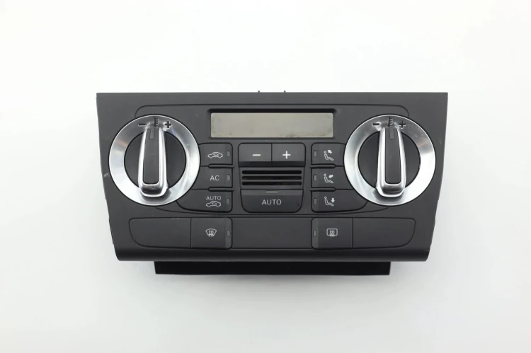 PANEL KLIMATYZACJI AUDI A3 8P LIFT (2008-2012) 2.0 TDI 140KM 8P0820043BK