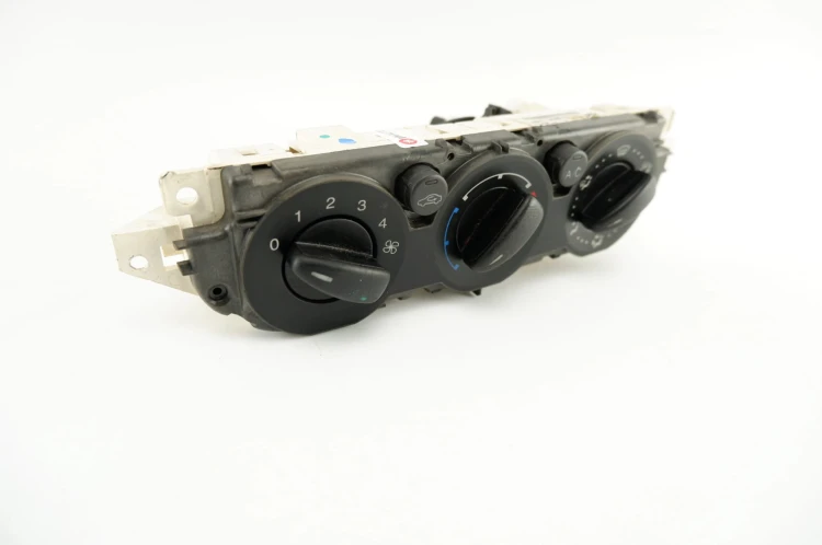 PANEL KLIMATYZACJI FORD C-MAX MK1 (2003-2006) 2.0 TDCI 136KM 3M5T-19980-AD