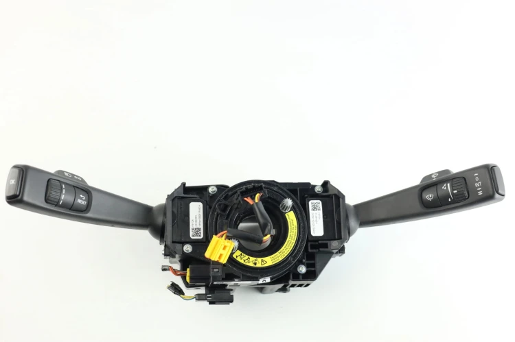 PRZEŁĄCZNIK ZESPOLONY VOLVO S60 II LIFT (2013-2018) 1.6 D2 114KM 31343018