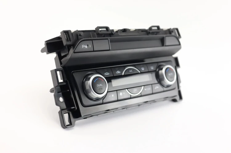 PANEL KLIMATYZACJI MAZDA 6 III GJ/GL (2012-2015) 2.2 D 150KM VPEALH-18C612-