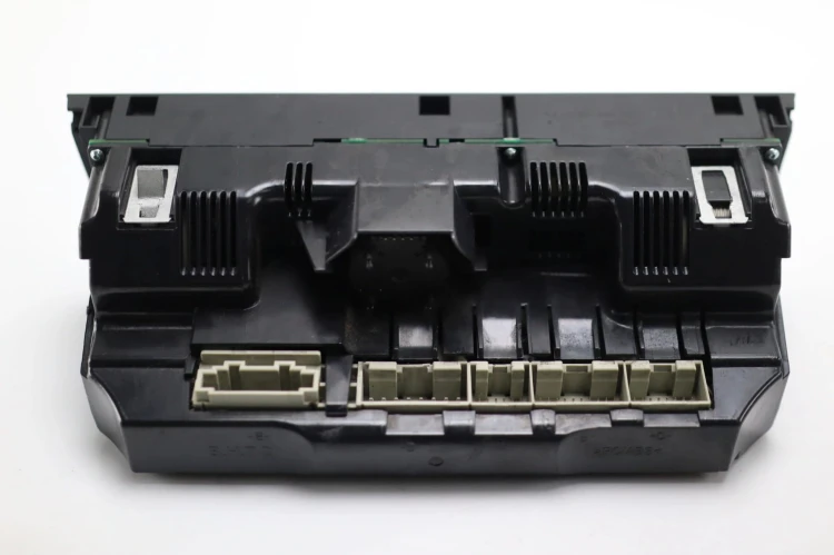 PANEL KLIMATYZACJI AUDI A6 C6 2.0 TDI 4F2820043P