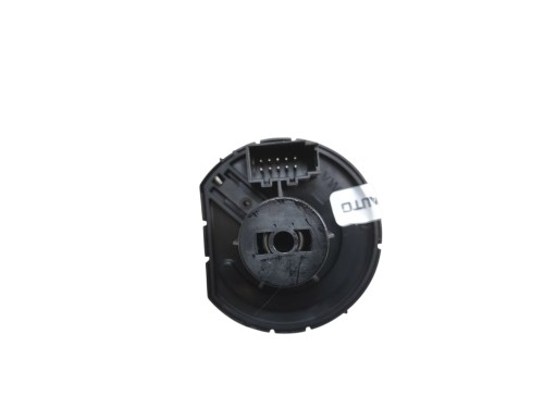 PRZEŁĄCZNIK ŚWIATEŁ SEAT IBIZA IV LIFT (2012-2015) 1.2 TSI 90KM 5G0941431T