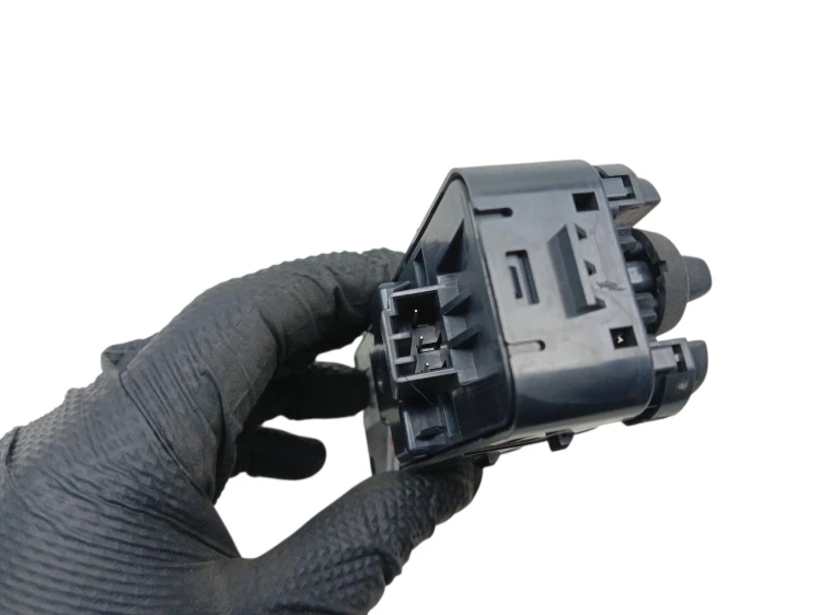 PANEL STEROWANIA SZYB VOLVO V70 III LIFT (2011-2013) 2.0 T5 213KM 31334881