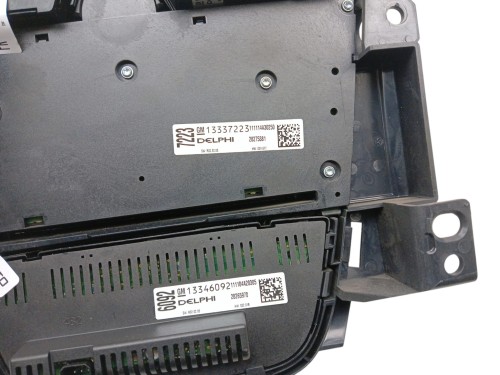 PANEL STEROWANIA NAWIGACJI GPS OPEL ASTRA J (2009-2012) 2.0 CDTI 165KM 1333