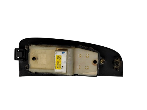 PANEL STEROWANIA SZYB TOYOTA AVENSIS T25 (2003-2006) 2.0 D4D 116KM 84802-05