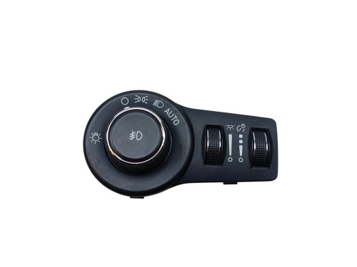 PRZEŁĄCZNIK ŚWIATEŁ CHRYSLER 200C (2014-2016) 3.6 V6 295KM 120010493