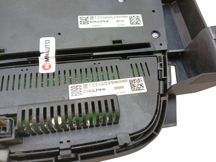 PANEL KLIMATYZACJI OPEL MERIVA B (2010-2013) 1.4 T 120KM 13346099