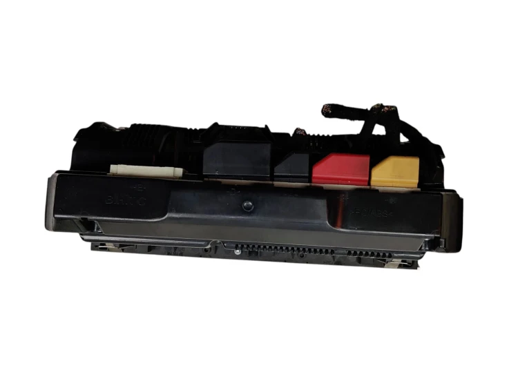 PANEL KLIMATYZACJI AUDI A6 C6 (2004-2008) 2.4 V6 177KM 4F1820043R