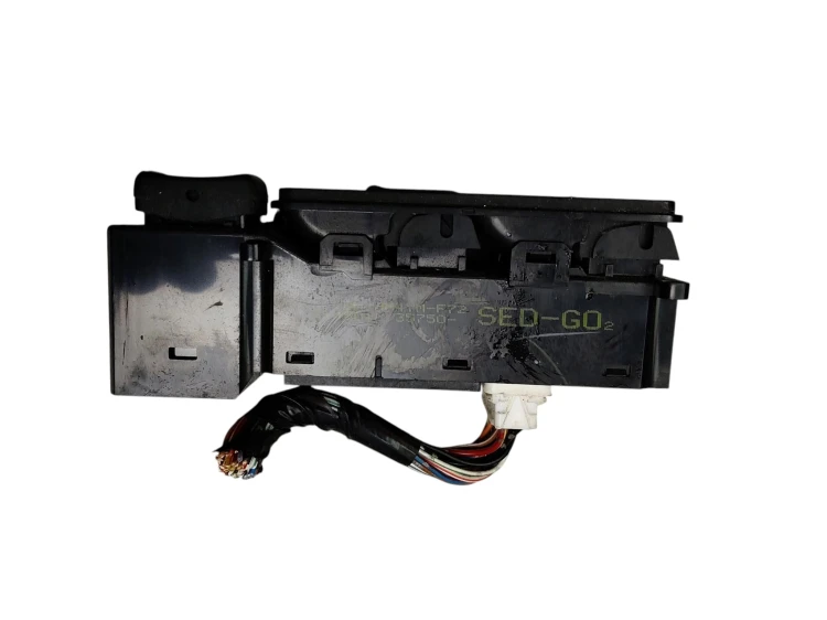 PANEL STEROWANIA SZYB HONDA ACCORD VII (2002-2005) 2.0 I-VTEC 155KM 35750-S