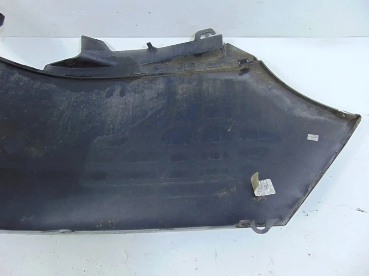 NAROŻNIK ZDERZAK PRAWY TYŁ RENAULT MEGANE III (2008-2013) 1.9 DCI