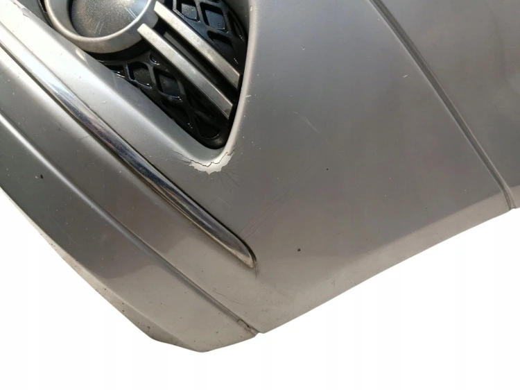 ZDERZAK PRZÓD PRZEDNI MERCEDES C W204 LAK: 775 (07-11)