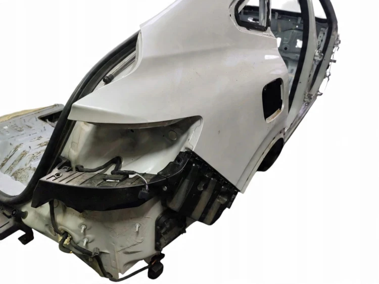 BŁOTNIK PRAWY TYŁ RENAULT ARKANA (2021-2023) 1.6 E-TECH 143KM
