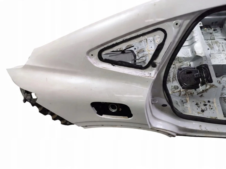 BŁOTNIK PRAWY TYŁ RENAULT ARKANA (2021-2023) 1.6 E-TECH 143KM