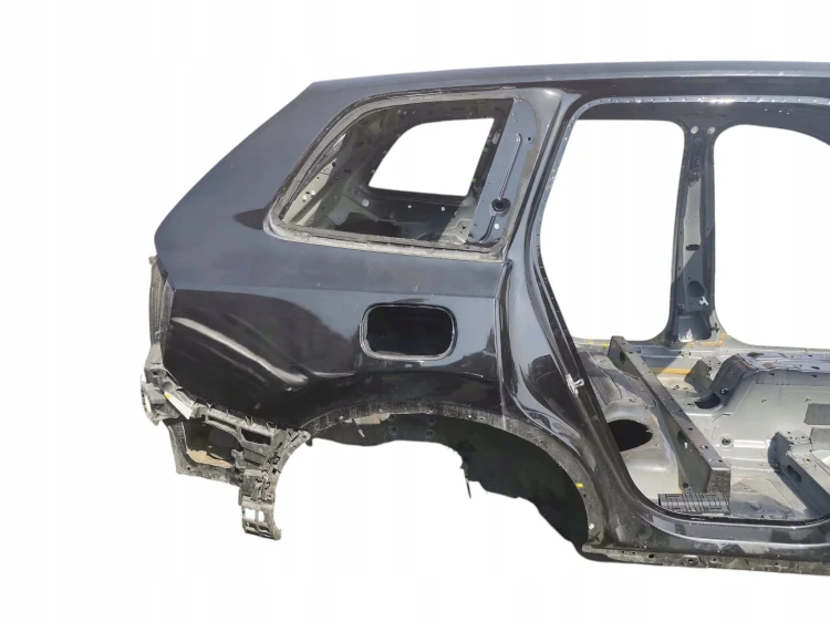 BŁOTNIK PRAWY TYŁ VOLVO XC90 II LIFT (2019-2024) 2.0 T8 390KM MALOWANY