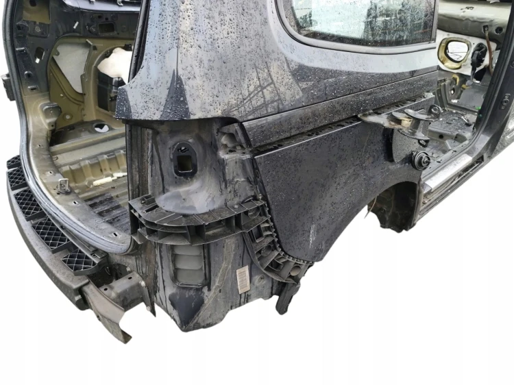 BŁOTNIK PRAWY TYŁ SEAT ALHAMBRA II 7N (2010-2015) 2.0 TDI 140KM