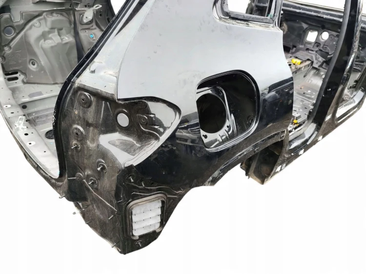 BŁOTNIK PRAWY TYŁ MERCEDES EQA H243 LIFT (2024-) 250+ 190KM
