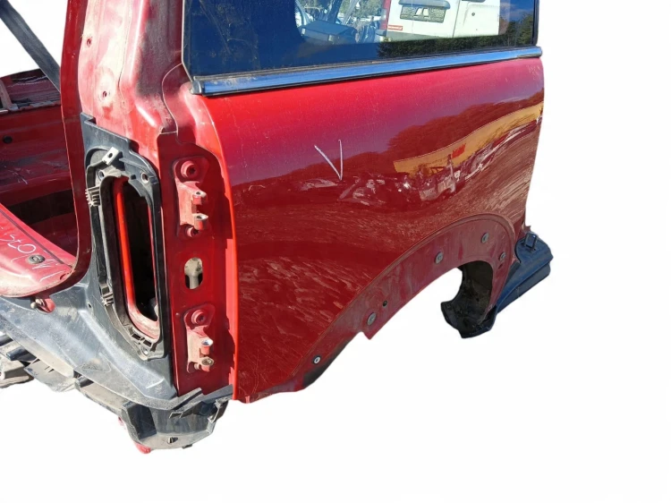 BŁOTNIK PRAWY TYŁ MINI CLUBMAN R55 I (2007-2010) 1.6 16V 120KM