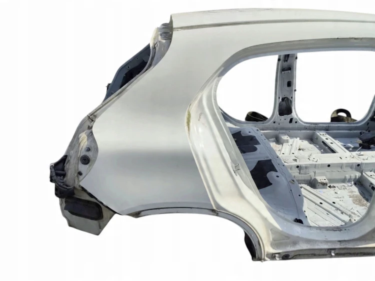 BŁOTNIK PRAWY TYŁ MERCEDES GLA X156 (2013-2017) 2.2 CDI 136KM