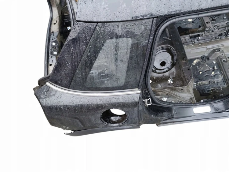 BŁOTNIK PRAWY TYŁ MINI COOPER F55 (2013-2018) 1.5 T 136KM