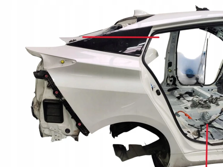 BŁOTNIK PRAWY TYŁ TOYOTA PRIUS IV (2016-2019) 1.8 HYBRID 122KM