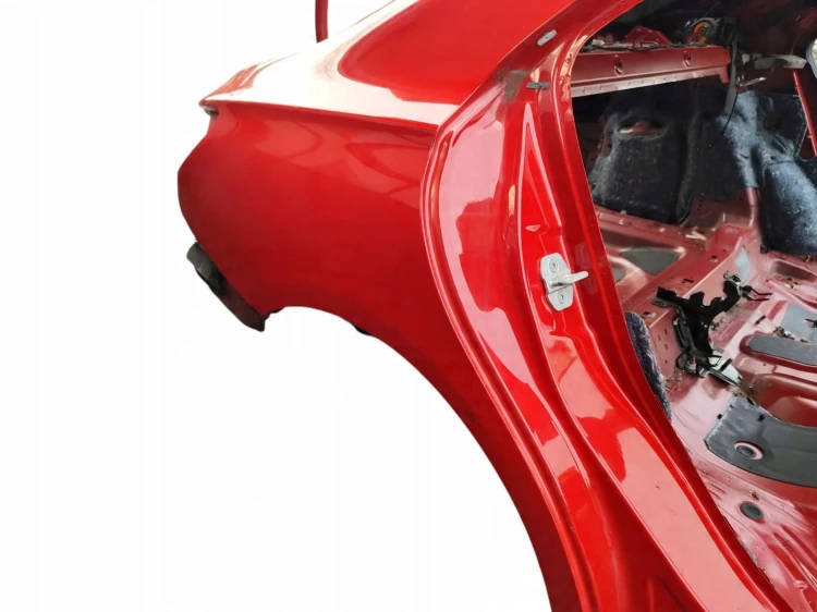 BŁOTNIK PRAWY TYŁ MERCEDES CLA W117 (2015-2017) 1.6 CGI 122KM