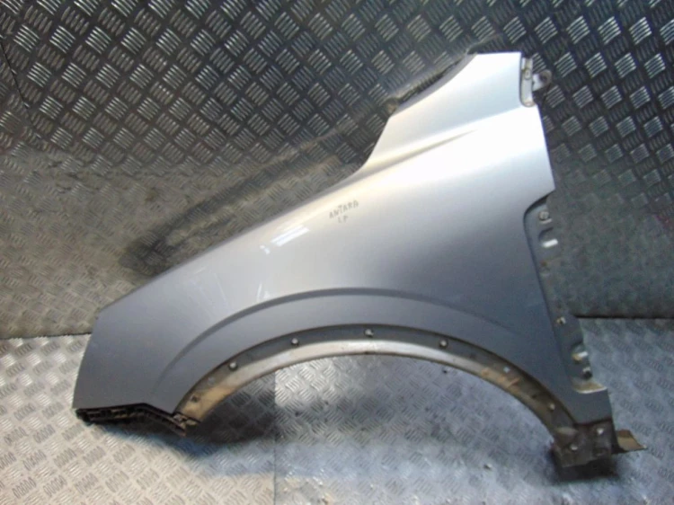 BŁOTNIK LEWY PRZÓD OPEL ANTARA 2.0 CDTI