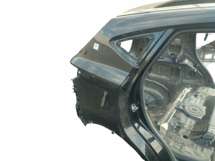 BŁOTNIK PRAWY TYŁ MG ZS I EV LIFT (2021-) TZ204XS1152 156KM