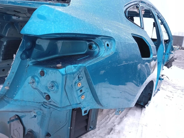 BŁOTNIK PRAWY TYŁ BMW 2 F44 GRAN COUPE (2019-) 1.5 T 140KM