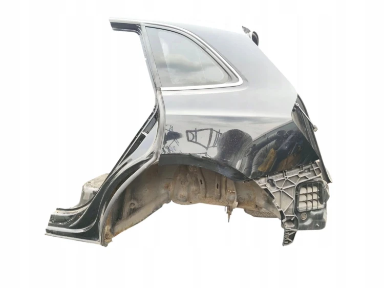 BŁOTNIK PRAWY TYŁ AUDI Q5 8R (2008-2012) 2.0 TDI 170KM