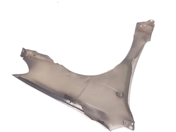 BŁOTNIK LEWY PRZÓD TOYOTA COROLLA E12 LIFT (2004-2007) 1.4 D4D 90KM