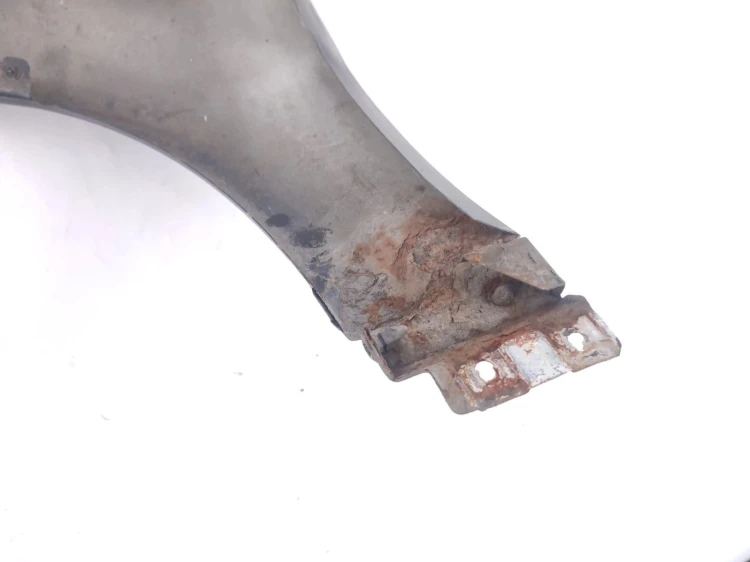 BŁOTNIK PRAWY PRZÓD VOLKSWAGEN PASSAT B5 (1996-2000) 1.6 8V 101KM