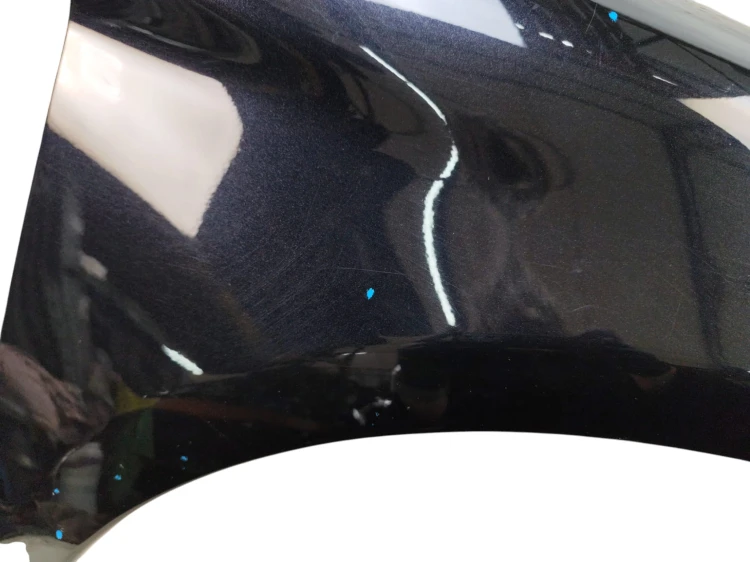 BŁOTNIK PRAWY PRZÓD VOLVO XC60 I (2008-2013) 2.4 D5 175KM