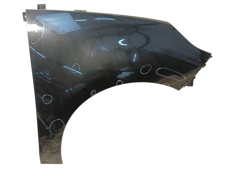 BŁOTNIK PRAWY PRZÓD RENAULT SCENIC III (2009-2011) 2.0 16V 140KM